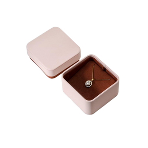 Premium-feel PU leather box
